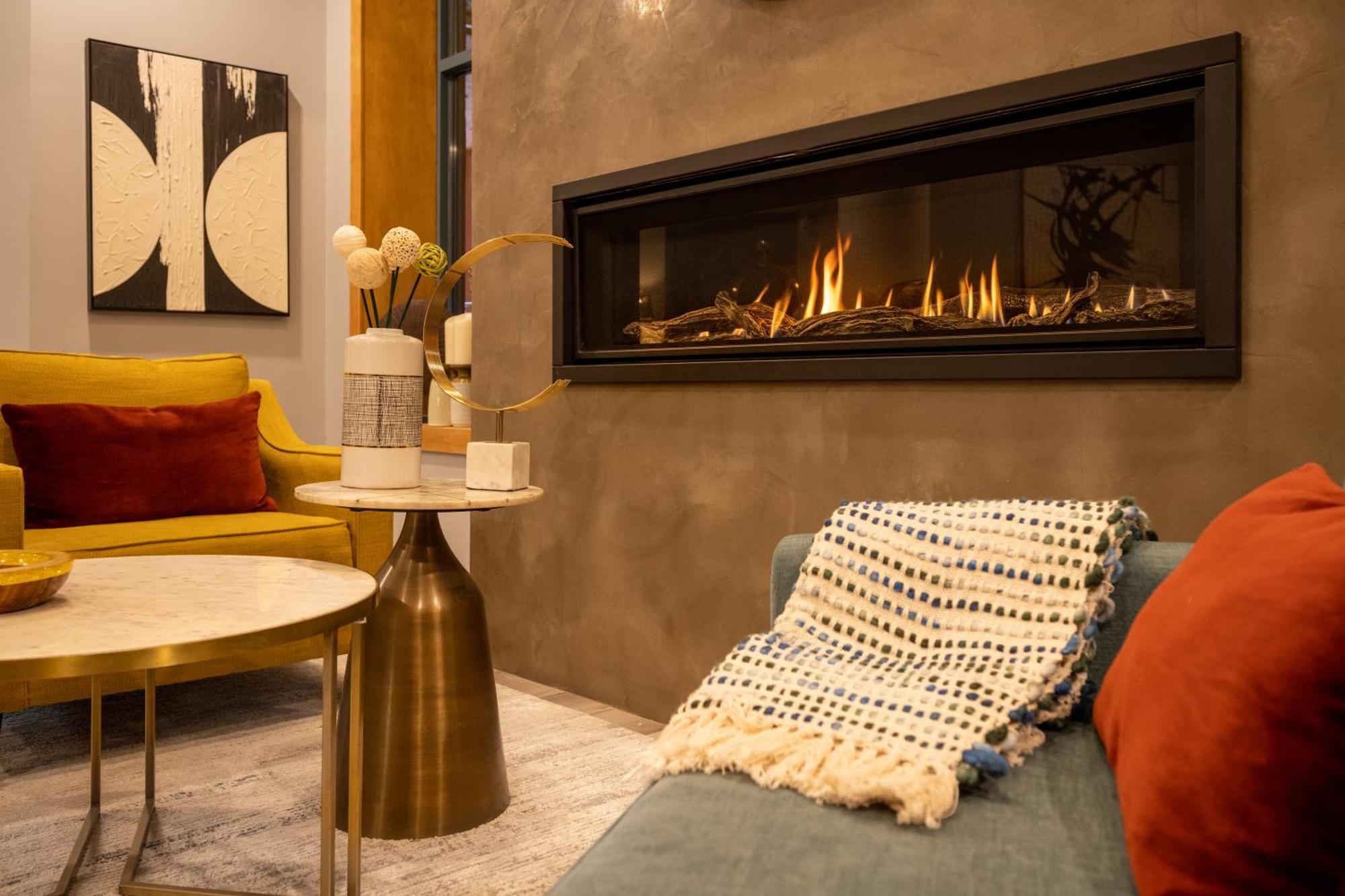 Alpenglow Lodge Hygge Getaway By Mva Γουίστλερ Εξωτερικό φωτογραφία